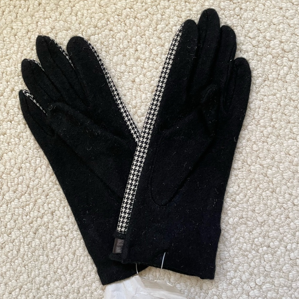 ๐ค๐ค Ralph Lauren Wool Blend Gloves | Cozy + Classic - Picture 2 of 2